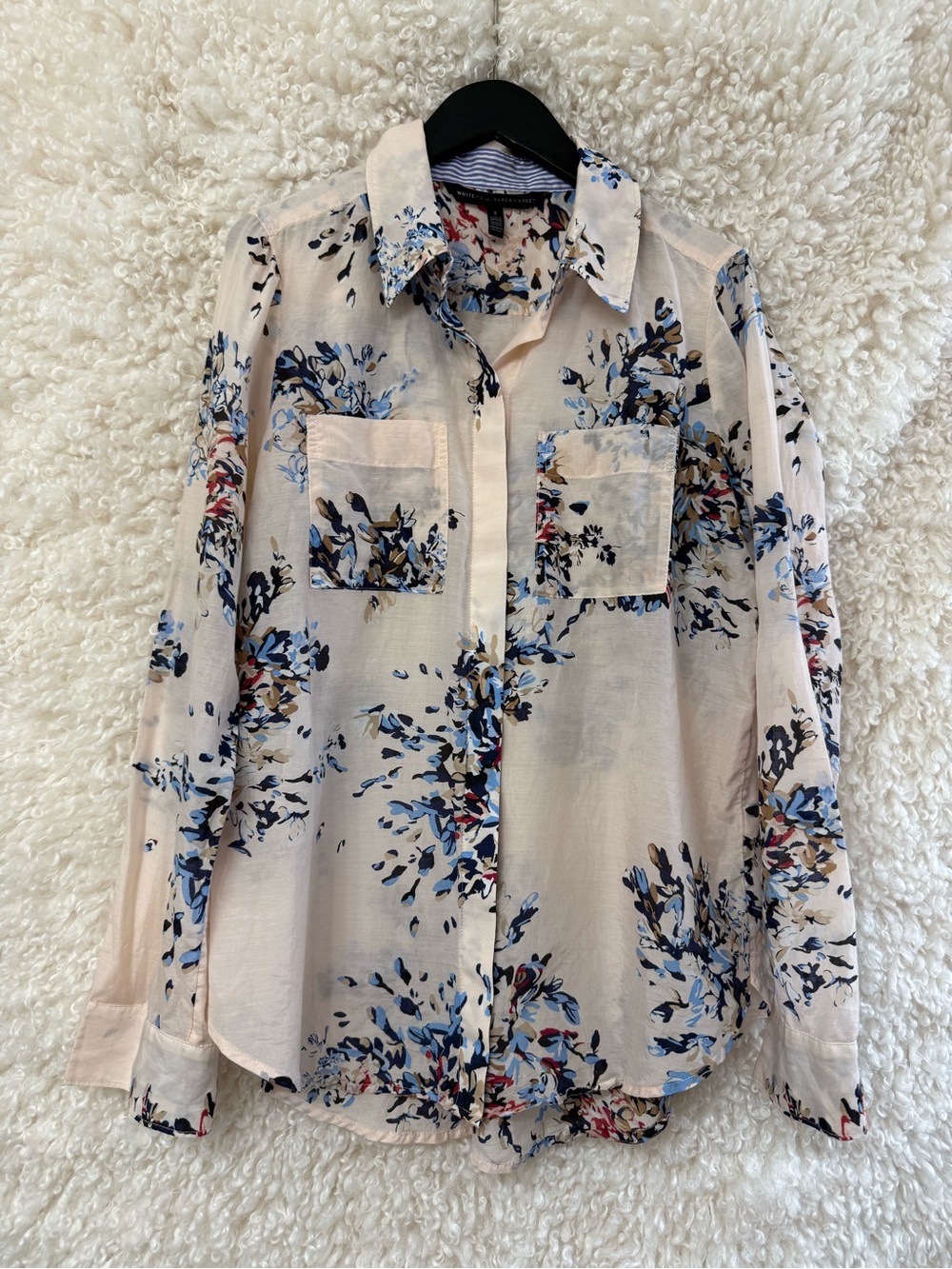 White House Black Market Floral Button-Up Blouse in Blush, Blue, Navy